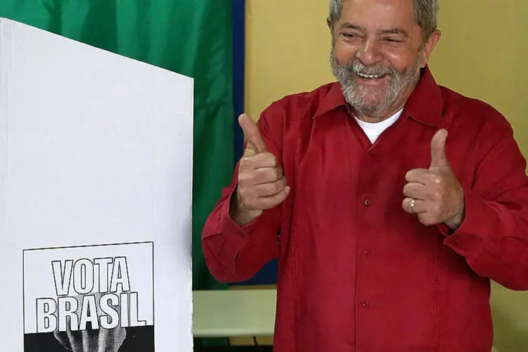 
	Ex-presidente da rep&uacute;blica, Luiz In&aacute;cio Lula da Silva: Lula j&aacute; afirmou que, se necess&aacute;rio para o projeto do PT, ser&aacute; candidato &agrave; Presid&ecirc;ncia novamente
 (Reuters)