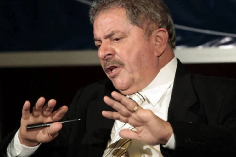 
	&quot;N&atilde;o &eacute; porque gostei de perder, mas acho que foram necess&aacute;rias algumas derrotas para nos dar conta de que a realidade pol&iacute;tica do pa&iacute;s, &eacute; maior do que a nossa realidade sindical ou partid&aacute;ria&quot;, disse Lula
 (REUTERS/Andres Stapff)