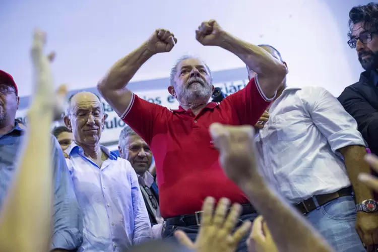 
	O ex-presidente Lula: prioridade de Lula &eacute; segurar o PMDB na equipe
 (Getty Images)