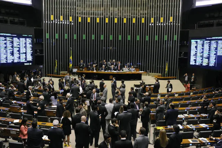 
	Sess&atilde;o do Congresso: a oposi&ccedil;&atilde;o criticou o pacote anunciado nesta tarde
 (Lula Marques/Agência PT)