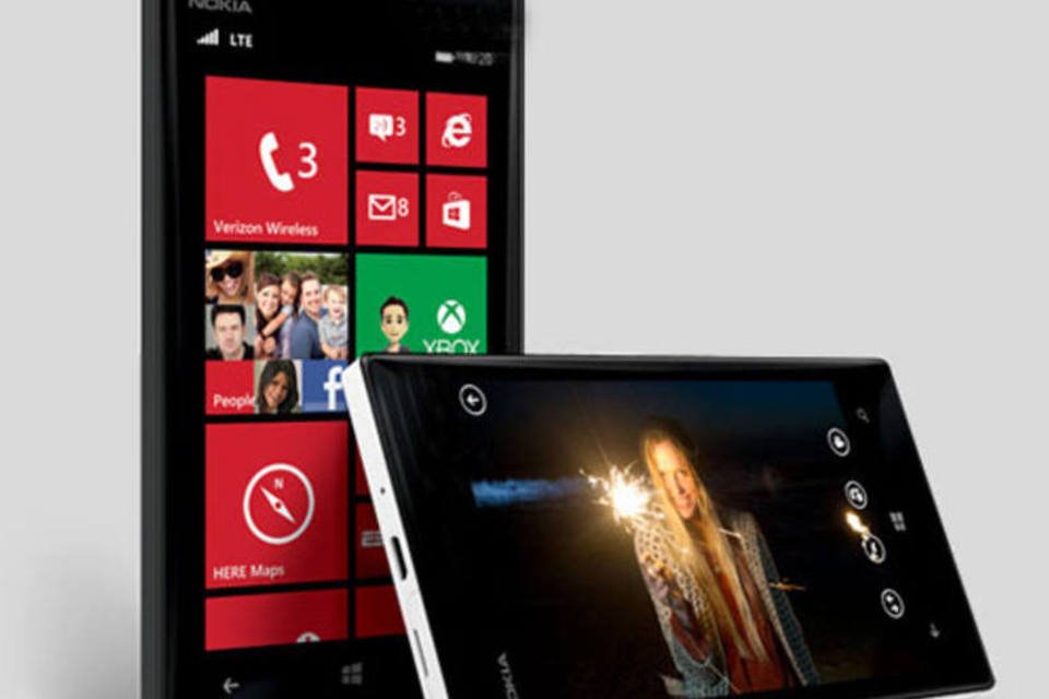 Nokia compara Lumia 928 com iPhone 5 e Galaxy SIII