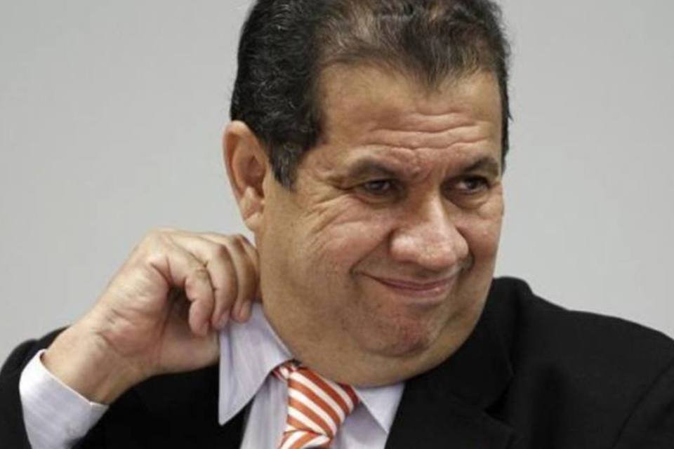 Carlos Lupi é o 7º ministro a deixar o governo Dilma