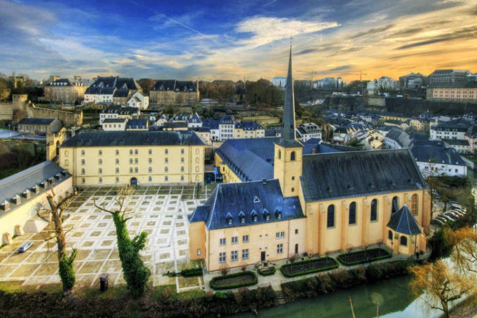 Luxemburgo: país também é conhecido pelos seus belos castelos (Reprodução/WolfgangStaudt/Flickr/Creative Commons)