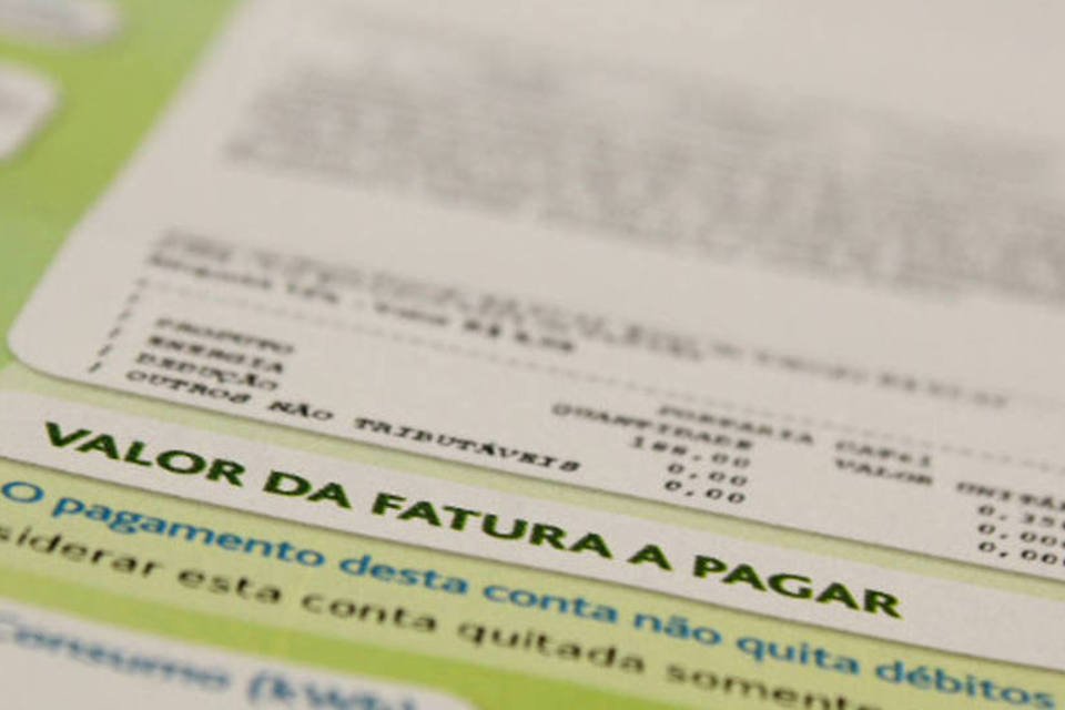 Conta de luz terá taxa extra mais alta em novembro