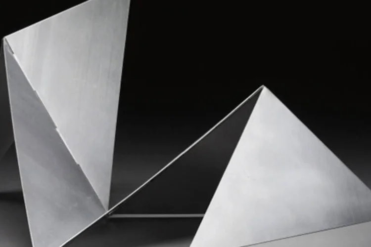 "Bicho Invertebrado", obra de 1960 de Lygia Clark: obra foi vendida por 1,865 milhão de dólares (Divulgação)