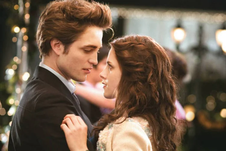 Cena de Crepúsculo, o primeiro filme da saga: 31 milhões de espectadores em todo o mundo (Crepúsculo/Reprodução)