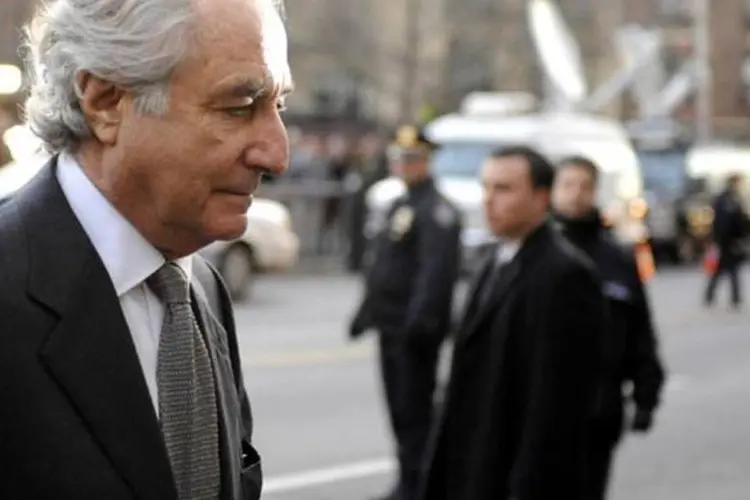 Bernard Madoff foi condenado a 150 anos de prisão pela fraude  (Stephen Chernin/Getty Images)