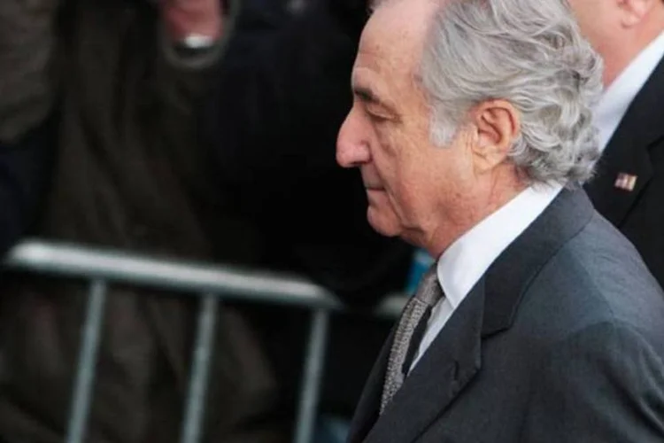 Bernard Madoff foi condenado a 150 anos de prisão pela fraude (Chris Hondros/Getty Images)