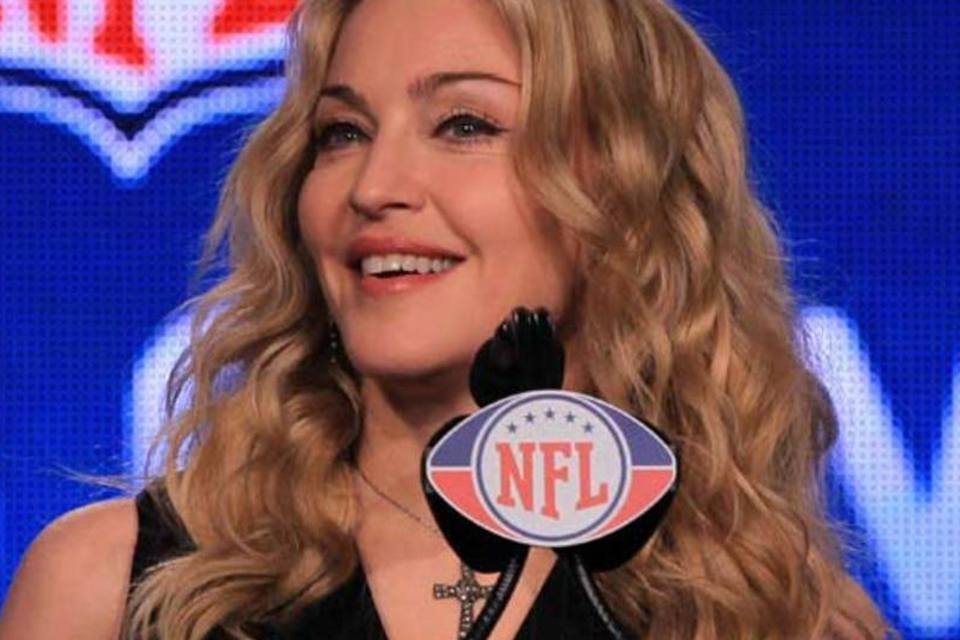 Madonna apresenta novo single no Super Bowl 2012