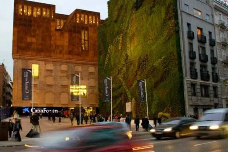 Centro de Madri: o nível de confiança dos consumidores ainda é baixo e falta crédito para as famílias e as empresas (Ismael Alonso/Getty Images)