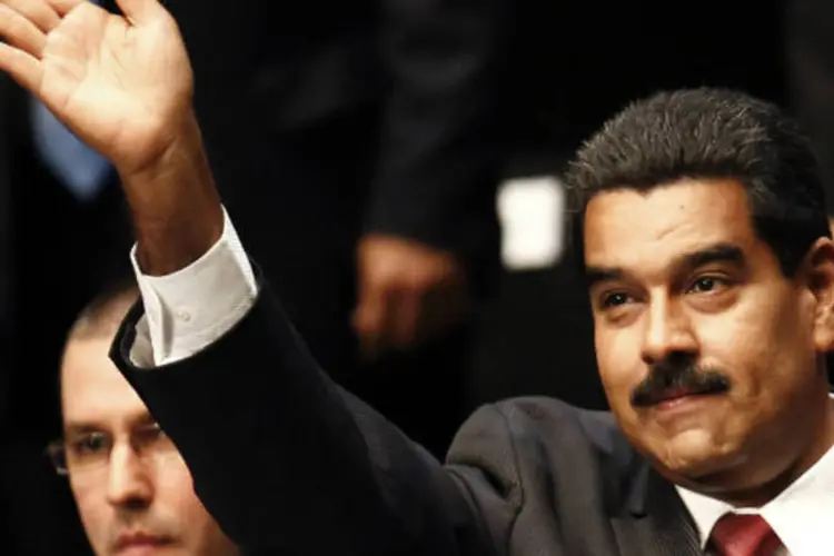 
	O partido venezuelano Primeiro Justi&ccedil;a, de Henrique Capriles, aceitou neste domingo o desafio de&nbsp;Nicol&aacute;s Maduro&nbsp;para um debate sobre corrup&ccedil;&atilde;o
 (REUTERS/Carlos Garcia Rawlins)