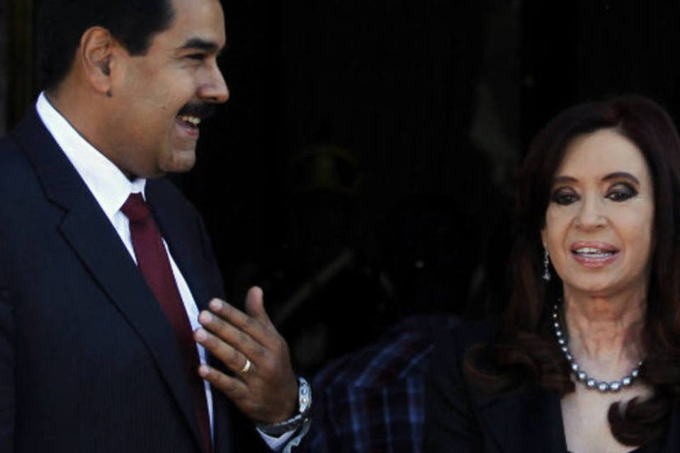Maduro e Cristina anunciam acordos de energia e alimentos