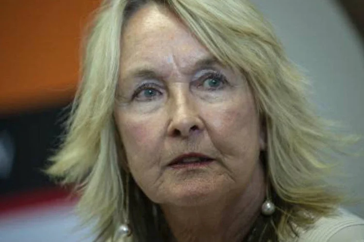 June Steenkamp, mãe de Reeva Steenkamp, durante coletiva de imprensa, em Joanesburgo (AFP/ Mujahid Safodien)