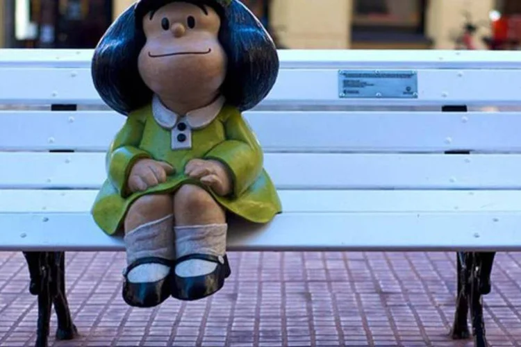 
	Est&aacute;tua da Mafalda em San Telmo, Buenos Aires, &eacute; uma das mais fotografadas da cidade
 (Wikimedia Commons)