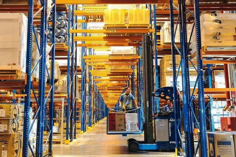 Centro de distribuição do Magazine Luiza: a meta é reduzir o tempo até a casa do consumidor em 70% (Germano Lüders/EXAME)