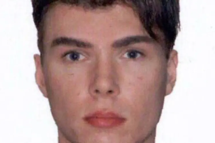 No início de 2011, Magnotta esteve sob suspeita de sadismo depois que um vídeo mostrando a tortura e a execução de um gato circulou pela internet (AFP)