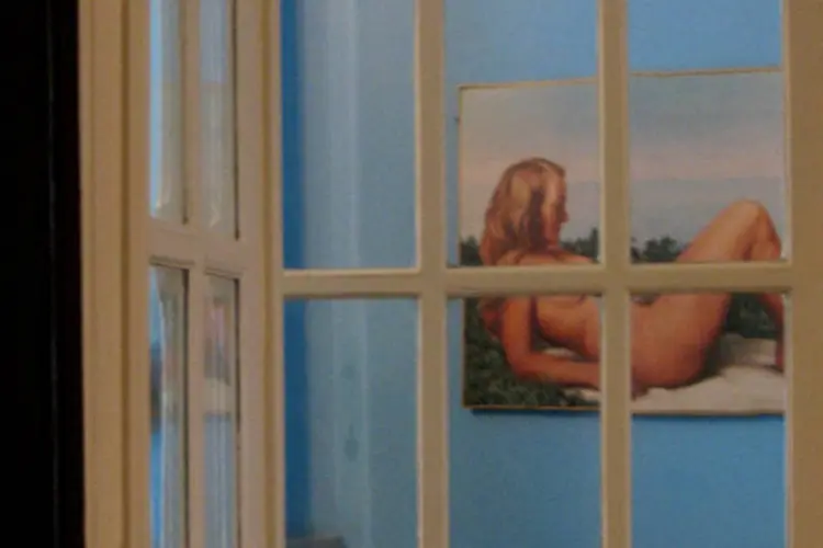 A pintura 'Olympia' é um retrato nu de Georgette Magritte, esposa do artista, que aparece deitada em uma toalha branca (tpholland/Flickr)