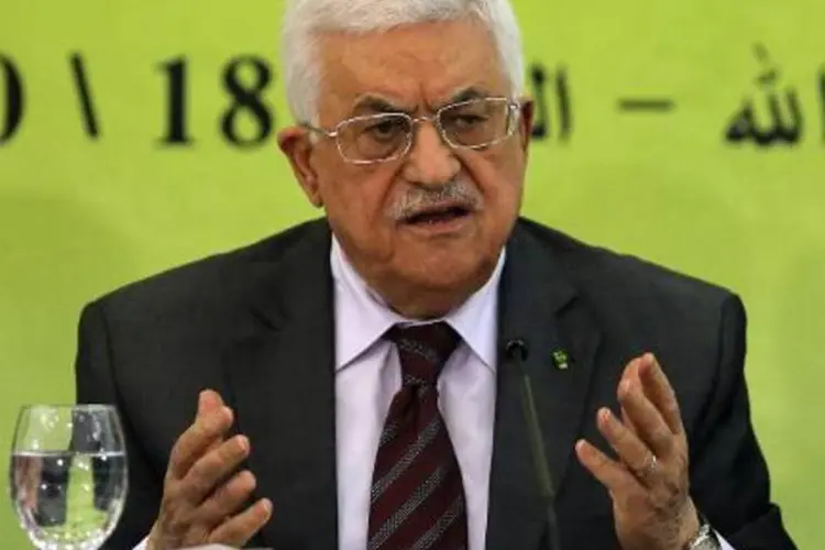 
	O presidente palestino Mahmoud Abbas: objetivo dessa reuni&atilde;o seria abordar mudan&ccedil;as pol&iacute;tico-estrat&eacute;gicas e realizar elei&ccedil;&otilde;es internas na OLP
 (Abbas Momani/AFP)