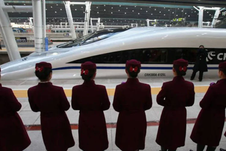 A linha de alta velocidade de maior extensão do mundo: as primeiras conexões ferroviárias de alta velocidade na China foram inauguradas em 2007 (©afp.com / Str)
