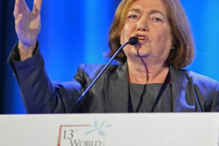 A irlandesa Mairead Maguire, ganhadora do Prêmio Nobel da Paz em 1976: ela chegou ao aeroporto do Cairo na terça-feira à noite com outra ativista, Ann Patterson (AFP)
