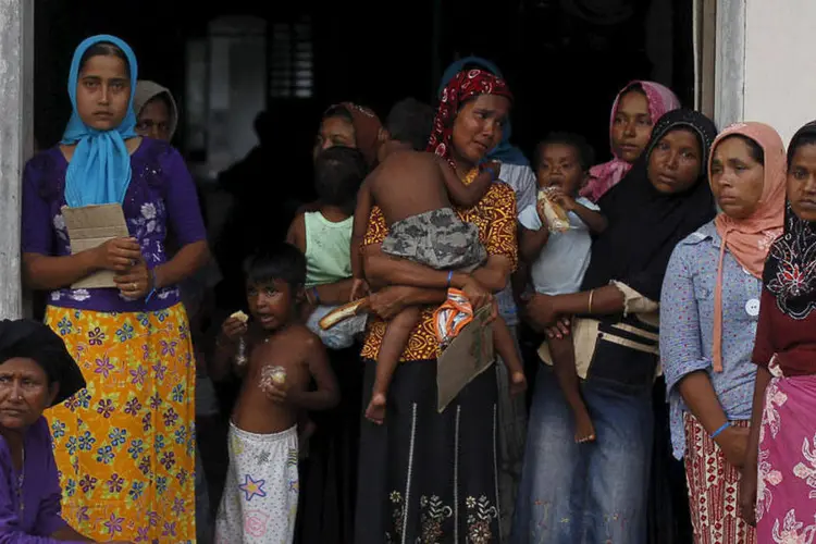 Imigrantes na Malásia: mais da metade dos 118 mortos são de Mianmar, origem de dezenas de milhares dos refugiados que vão para a Malásia (Beawiharta/Reuters)