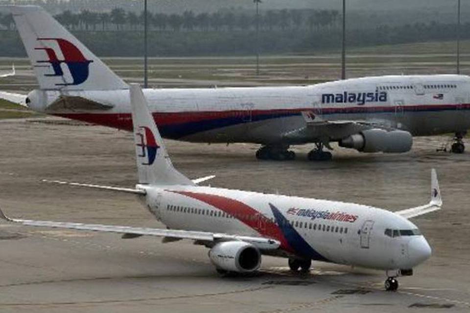 A Malaysia Airlines confirmou a queda de um de seus aviões no leste da Ucrânia, um Boeing 777 com 295 a bordo (Manan Vatsyayana/AFP)