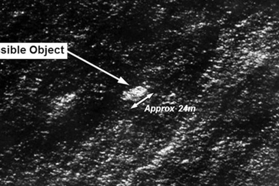 Austrália investiga possíveis destroços de avião