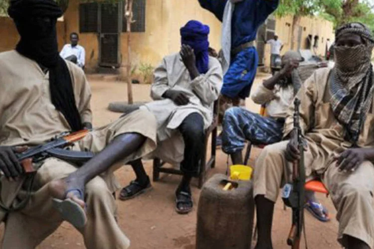 
	Membros do Mujao em Gao: o Movimento pela Unidade e pela Jihad no Oeste da &Aacute;frica &eacute; um dos grupos armados na disputa
 (Issouf Sanogo/AFP)