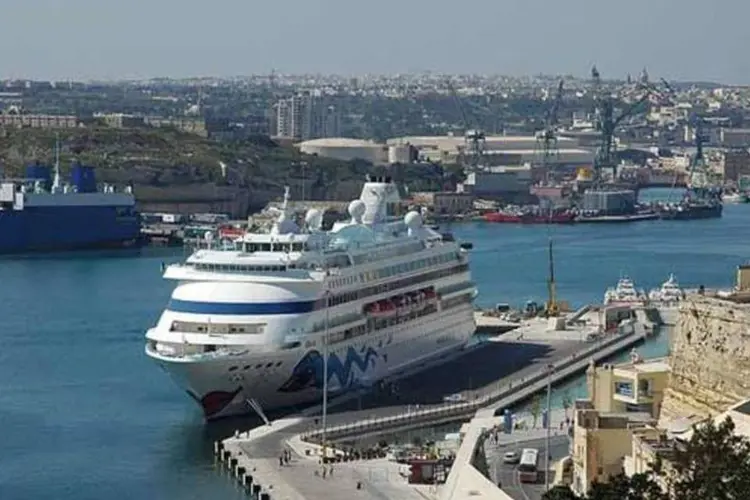 
	Porto em Malta: Governo do pa&iacute;s&nbsp;vende passaporte e cidadania europeia por 650 mil euros
 (Wikimedia Commons)