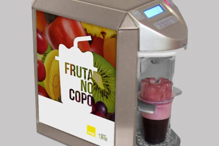 Máquina tem capacidade para produzir 50 bebidas de 200 ml em uma hora (Divulgação)