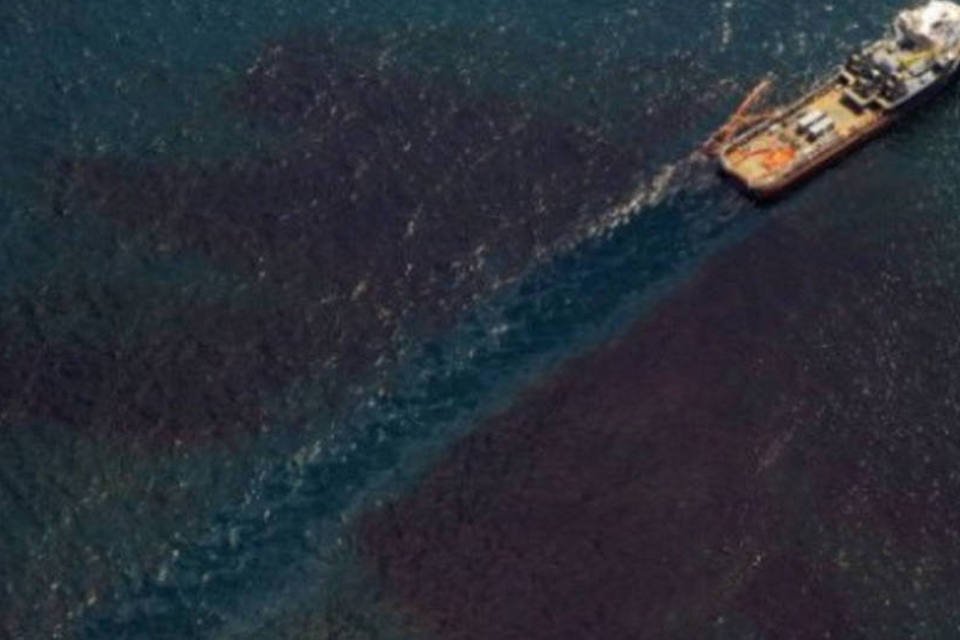 Estudo detecta enorme mancha de petróleo no Golfo do México
