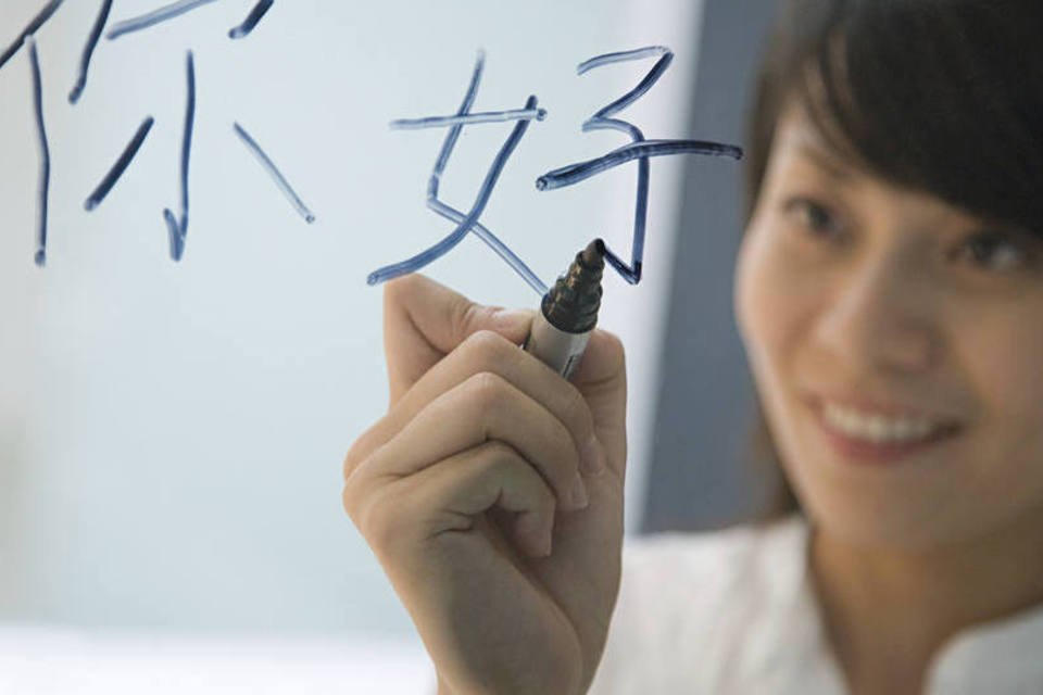 Cartilha vai orientar chineses sobre direitos no Brasil