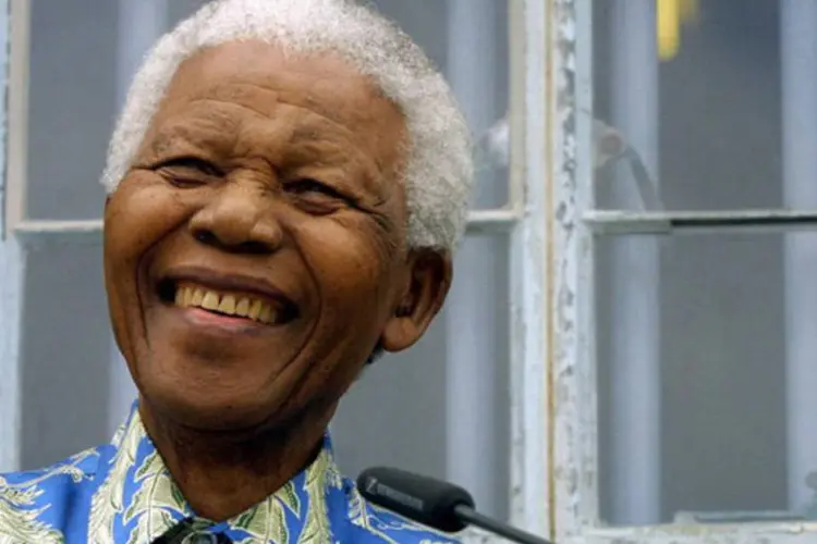 
	Nelson Mandela: ex-presidente da &Aacute;frica do Sul ficou nove dias internado para tratar de uma pneumonia.&nbsp;
 (Anna Zieminski/AFP)