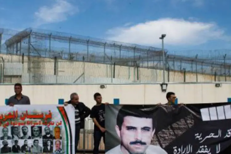 Ato contra palestinos presos: greve de fome foi iniciada para denunciar detenções administrativas (AFP)