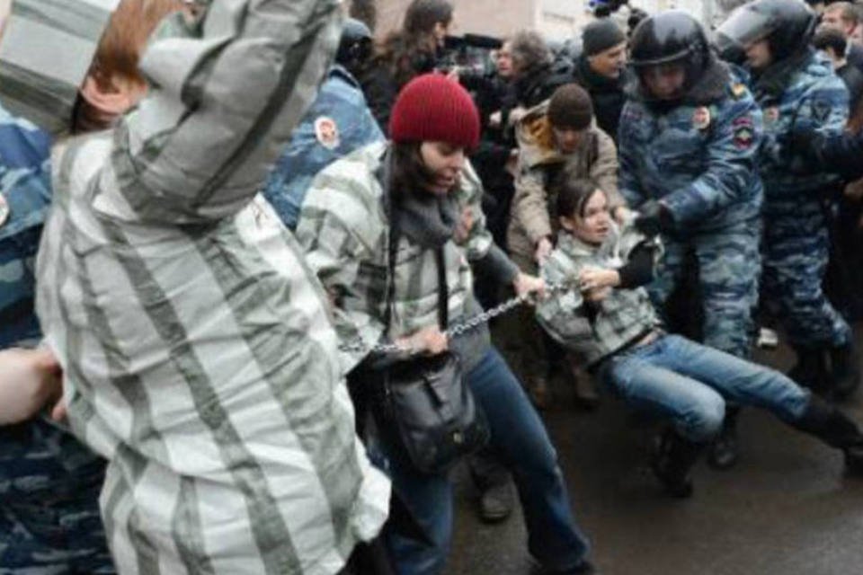 Rússia condena manifestantes anti-Putin