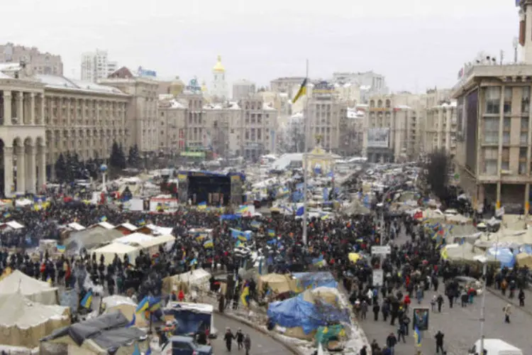 
	Manifestantes tomam a Pra&ccedil;a da Independ&ecirc;ncia: no entanto, os processos penais e administrativos contra a maioria dos manifestantes libertados seguir&atilde;o
 (Vasily Fedosenko/Reuters)
