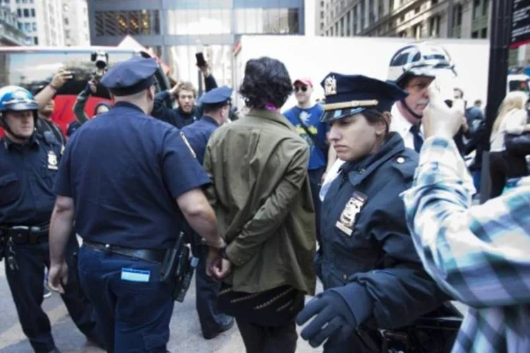 Manifestantes protestam em Wall Street no dia 19 de setembro de 2011 (Getty Images)