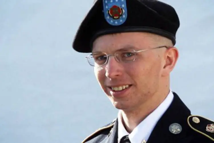
	Bradley Manning: ex-soldado foi condenado por uma ju&iacute;za militar a 35 anos de pris&atilde;o, que n&atilde;o ser&atilde;o revisados at&eacute; dentro de pelo menos sete anos
 (Alex Wong/Getty Images/AFP)