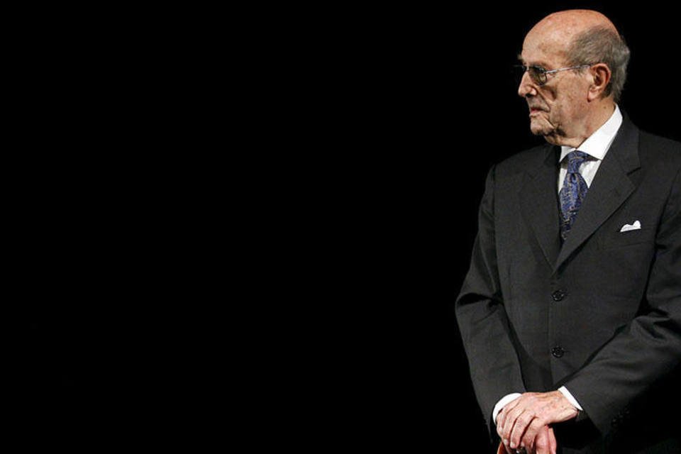 Cineasta Manoel de Oliveira morre aos 106 anos