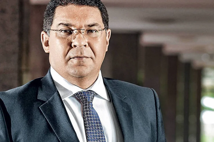 
	Gastos: segundo Mansueto, o d&eacute;ficit nominal brasileiro, na casa de 10 por cento do PIB, &eacute; extremamente elevado, ressaltando a necessidade das mudan&ccedil;as fiscais
 (Cristiano Mariz/Exame)