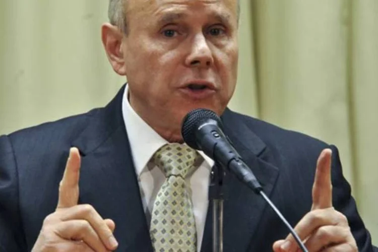 
	Guido Mantega, ministro da Fazenda: dos recursos destinados &agrave; Caixa, R$ 6,2 bilh&otilde;es devem ser remunerados pelo custo de capta&ccedil;&atilde;o e os demais
 (Agência Brasil)