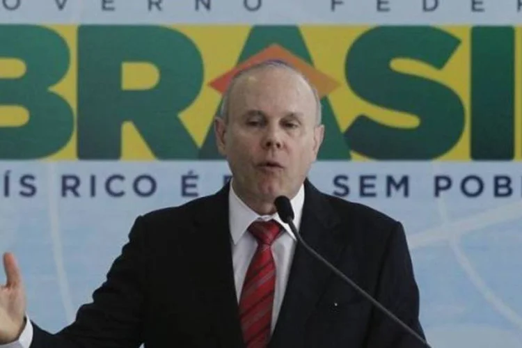 Ministro da Fazenda, Guido Mantega, participa de cerimônia de anúncio de novas medidas do plano "Brasil Maior" em Brasília (Ueslei Marcelino/Reuters)