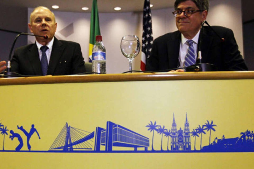 Recuperação é insuficiente para emergentes, diz Mantega