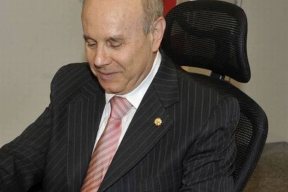 Juro cai para Fundo de Desenvolvimento do NE,diz Mantega
