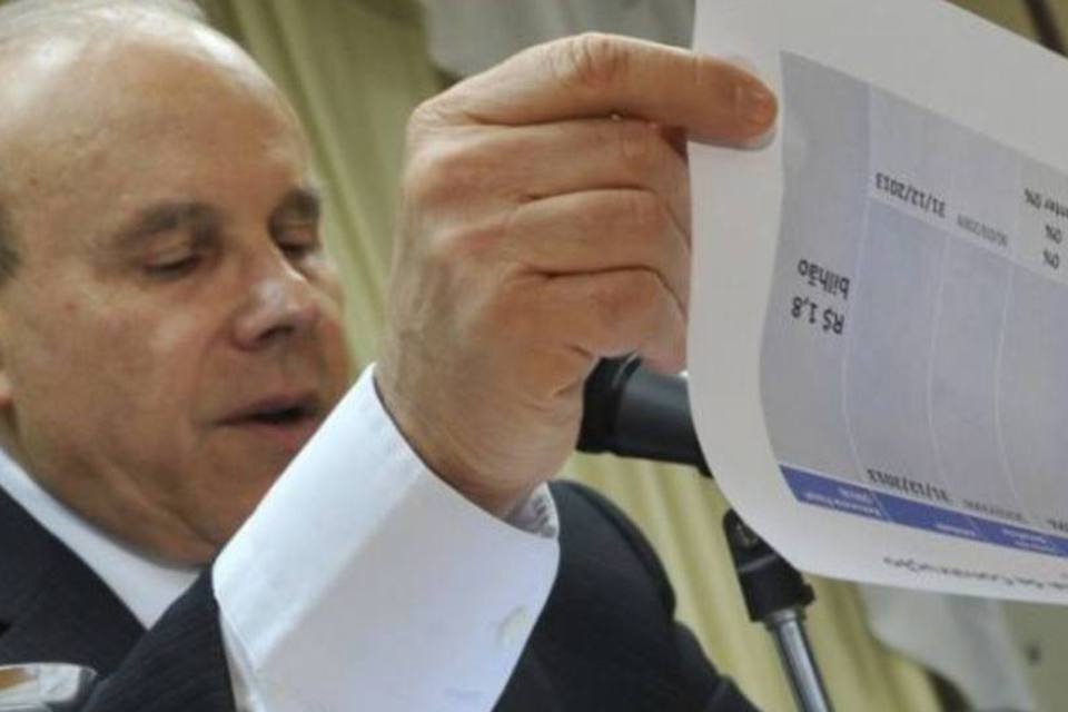Mantega: Selic está mais adequada para estimular produção