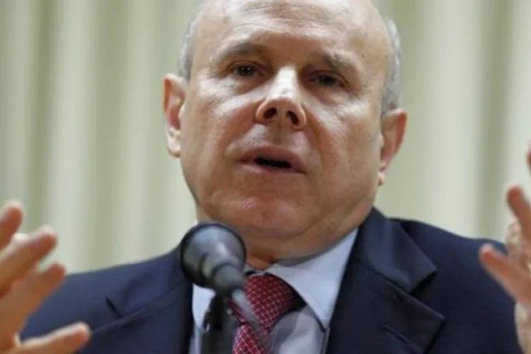 Mantega repetiu que a ajuda financeira está condicionada à reforma de cotas e governança do FMI (Ueslei Marcelino/Reuters)