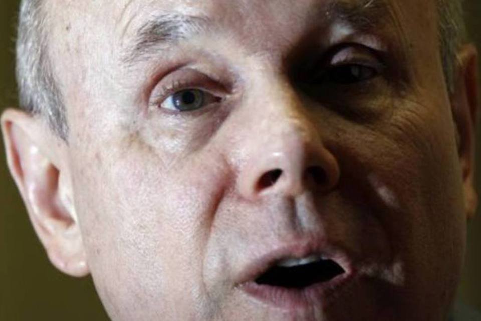 Mantega diz que Banco Central pode liberar mais compulsório