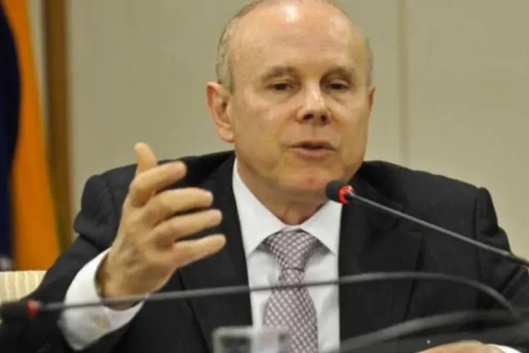 
	O ministro da Fazenda, Guido Mantega: redu&ccedil;&atilde;o da Taxa de Juros de Longo Prazo (TJLP) ser&aacute; de 5,5% para 5% a partir do ano que vem
 (Antônio Cruz/Agência Brasil)