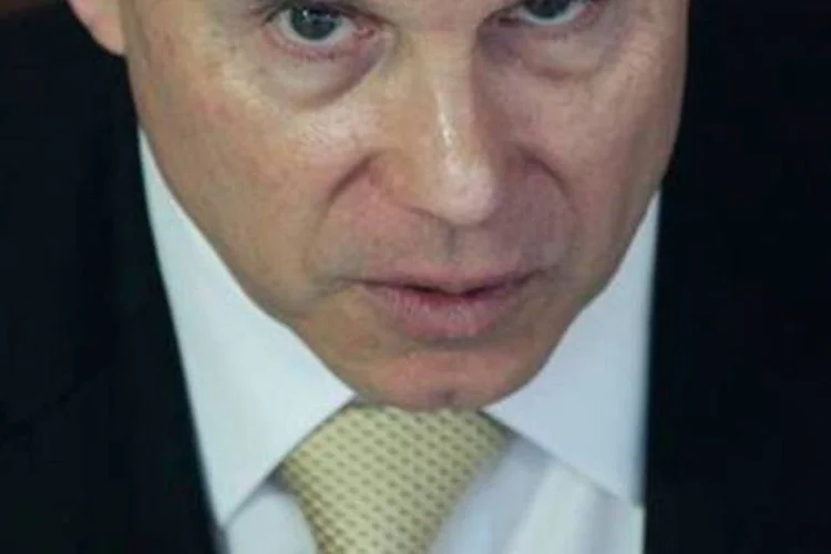 Ao anunciar elevação do IPI sobre carros importados, Mantega pode ter comprado briga com EUA e Europa (Ueslei Marcelino/Reuters)