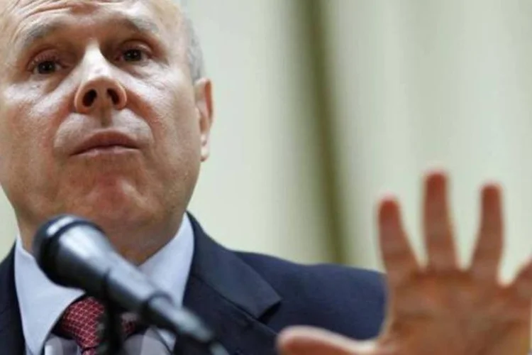 Mantega: "Preferíamos ter desempenho melhor da indústria na exportação, mas a indústria vive um período particularmente difícil" (Ueslei Marcelino/Reuters)